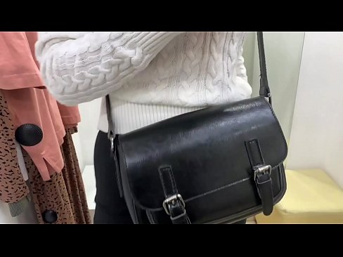 ❤️ Јавна мастурбација младе кучке ФералБерри са дилдом у соби за мерење ❤❌ Квалитет порно код нас sr.xxx-wow-net.ru ❤